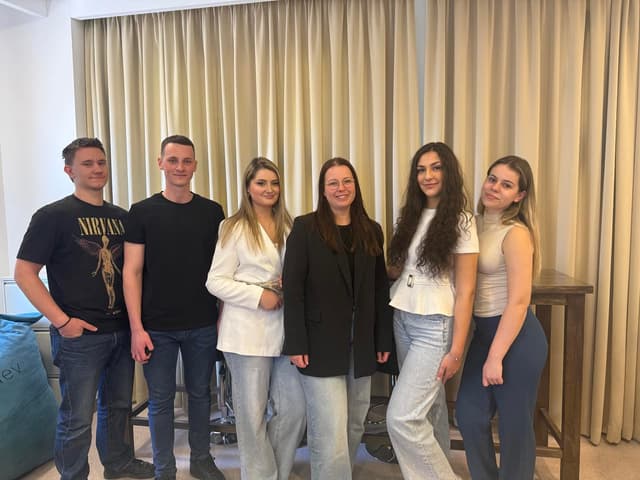 BedBugz tim u posjeti ZenDev-u